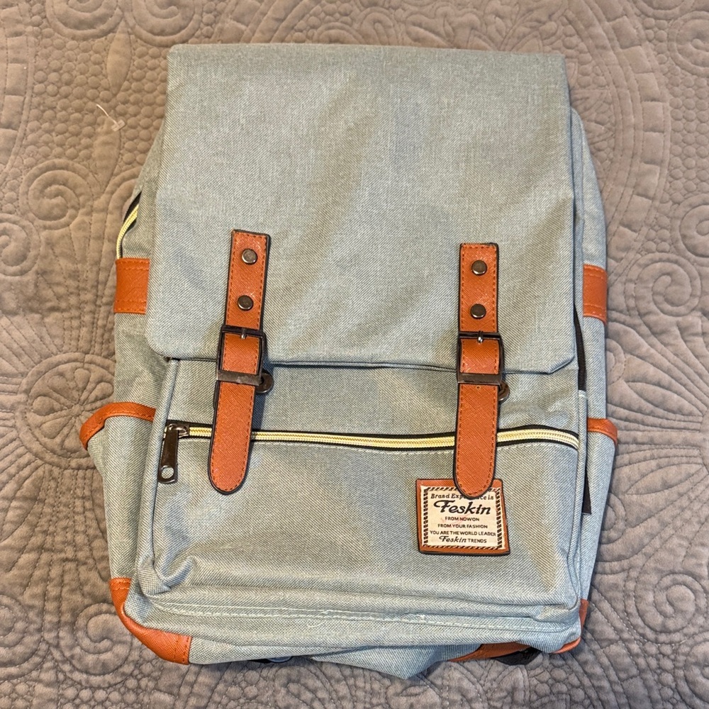 Faskin Men's/Womens Stylish Green and Tan Backpack - Picture 2 of 10